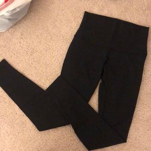 Black Lululemon High-Waisted Leggings!